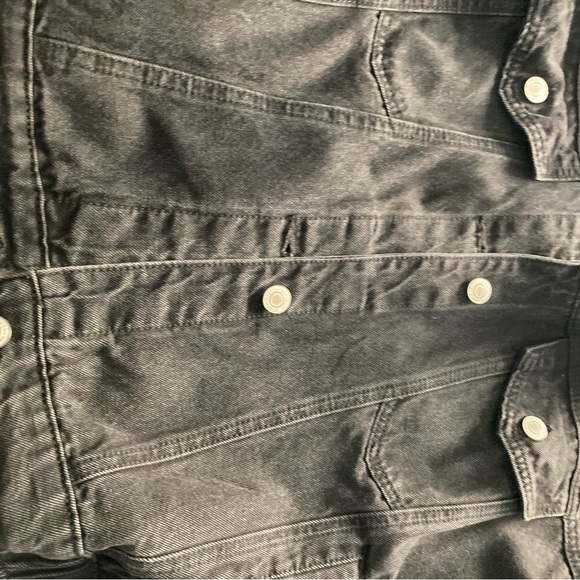 Black Jean Jacket - Picture 6 of 9